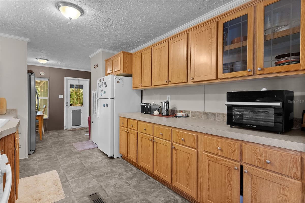 6590 CR 631 — photo 14 of 40