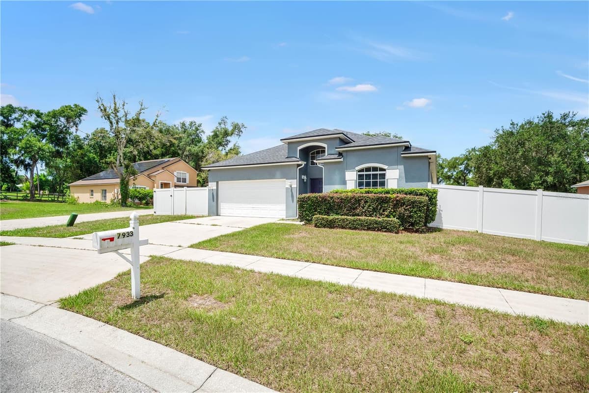 7933 REX HILL TRAIL — photo 31 of 35
