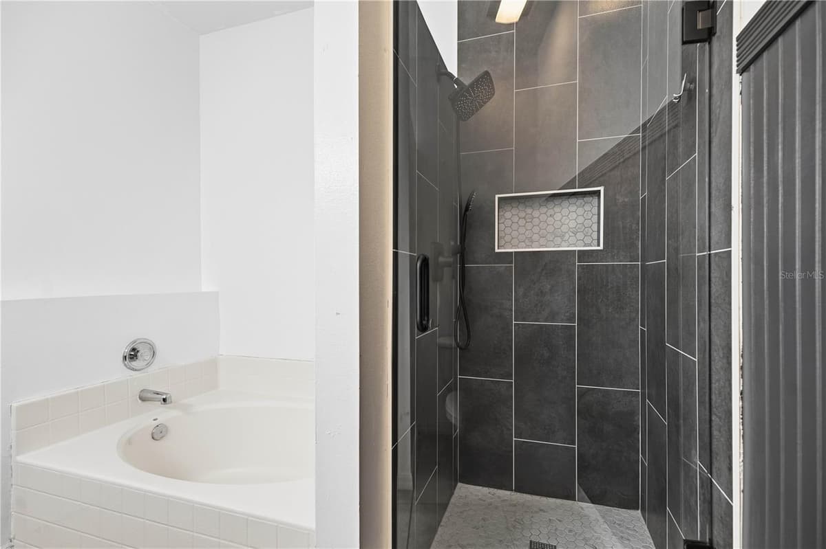 7933 REX HILL TRAIL — photo 19 of 35