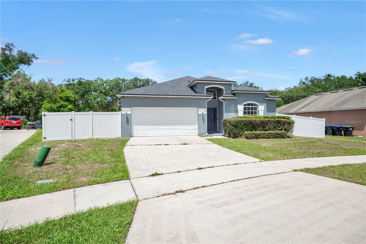 7933 REX HILL TRAIL — photo 3 of 35