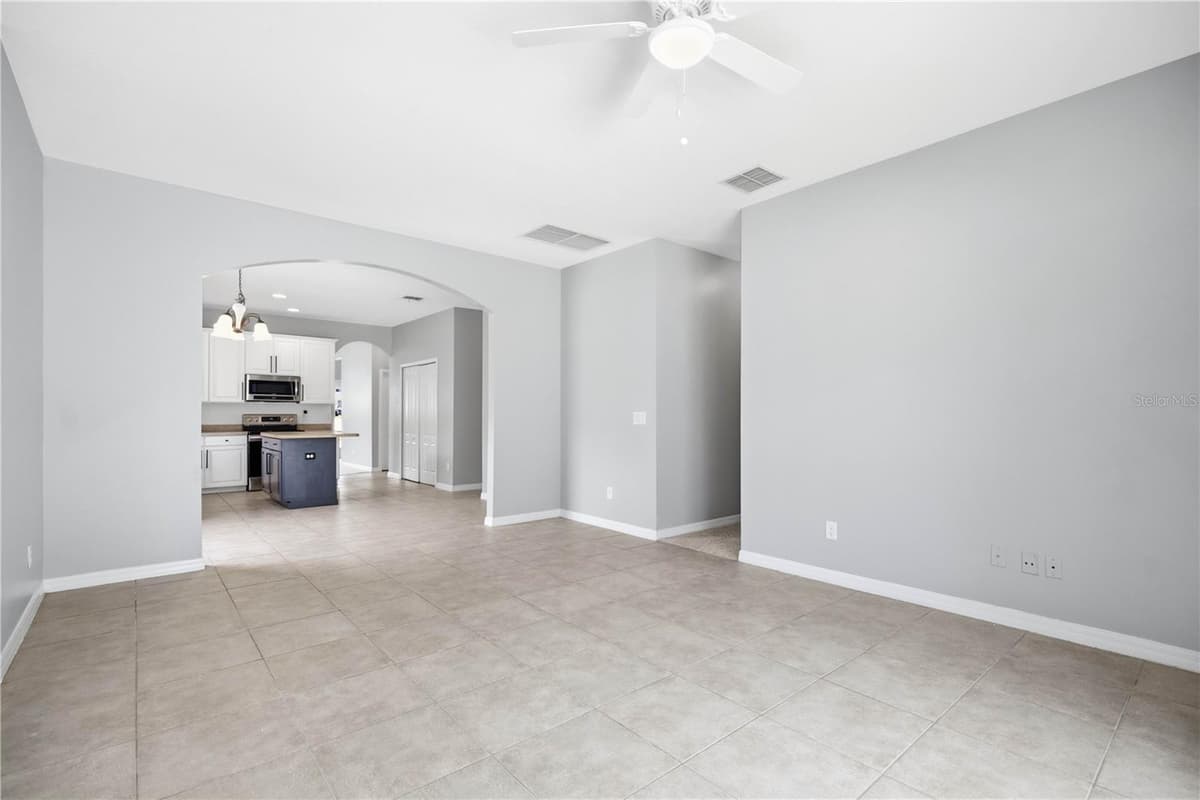 7933 REX HILL TRAIL — photo 15 of 35