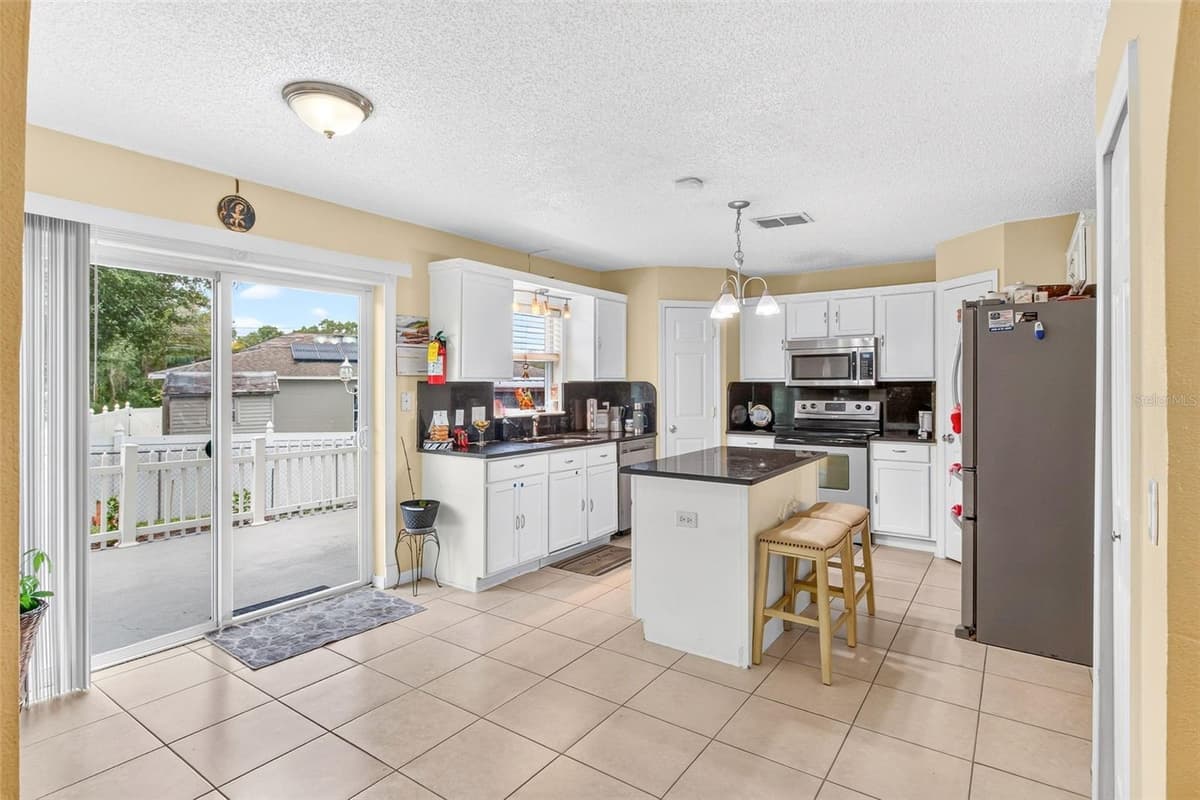 1502 FORT MEADE PLACE — photo 12 of 34