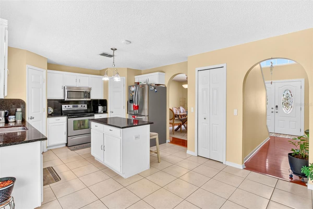 1502 FORT MEADE PLACE — photo 11 of 34