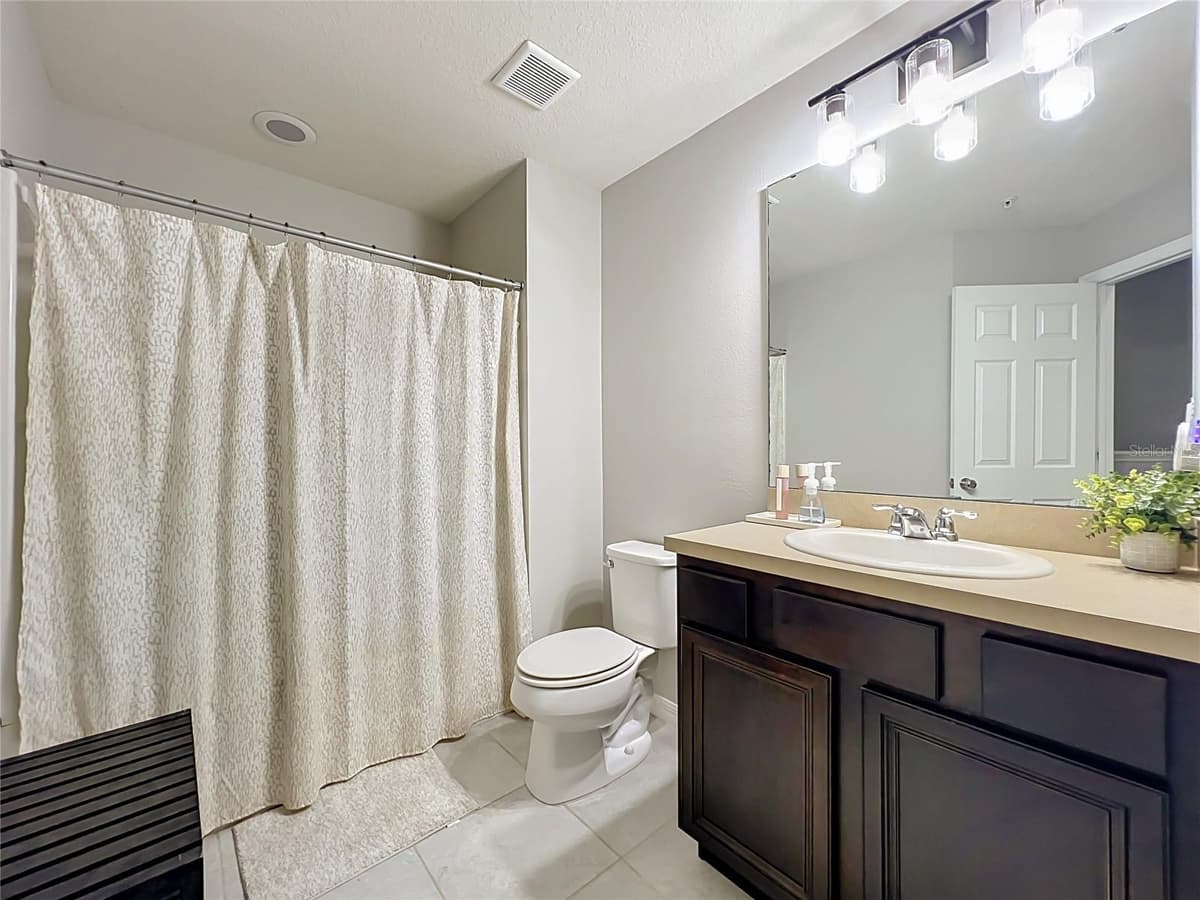 1084 PAVIA DRIVE — photo 20 of 27