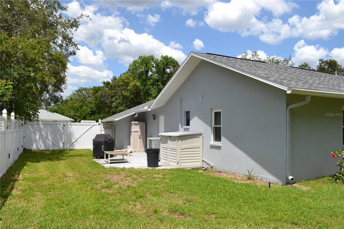 8236 ANNAPOLIS ROAD — photo 45 of 46