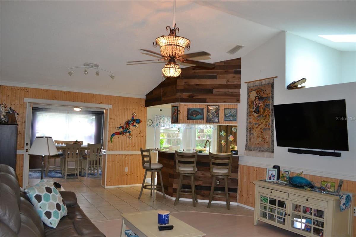 8236 ANNAPOLIS ROAD — photo 17 of 46