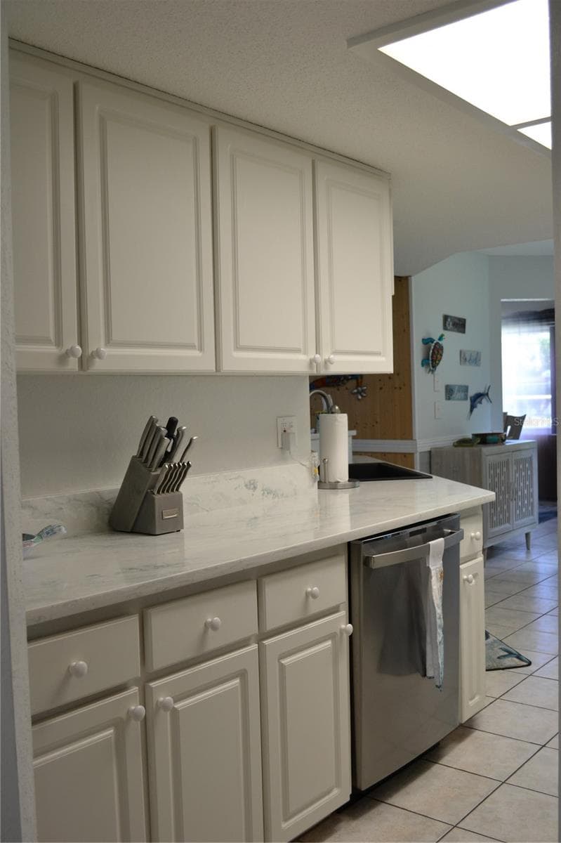 8236 ANNAPOLIS ROAD — photo 9 of 46