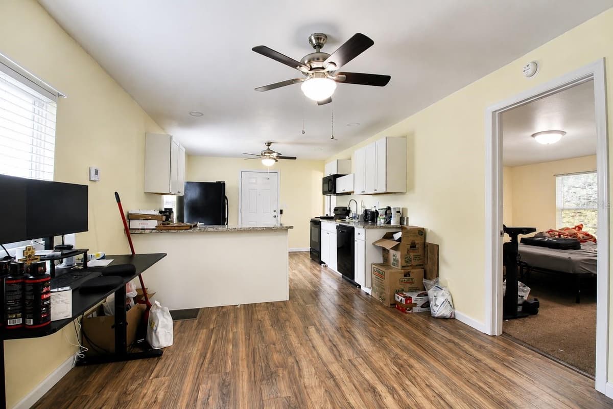 5811 11TH STREET — photo 8 of 26