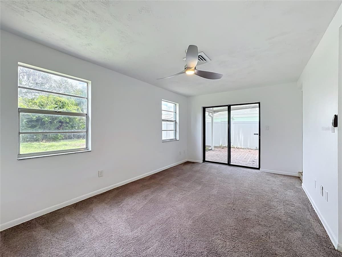514 HILDA DRIVE — photo 26 of 46