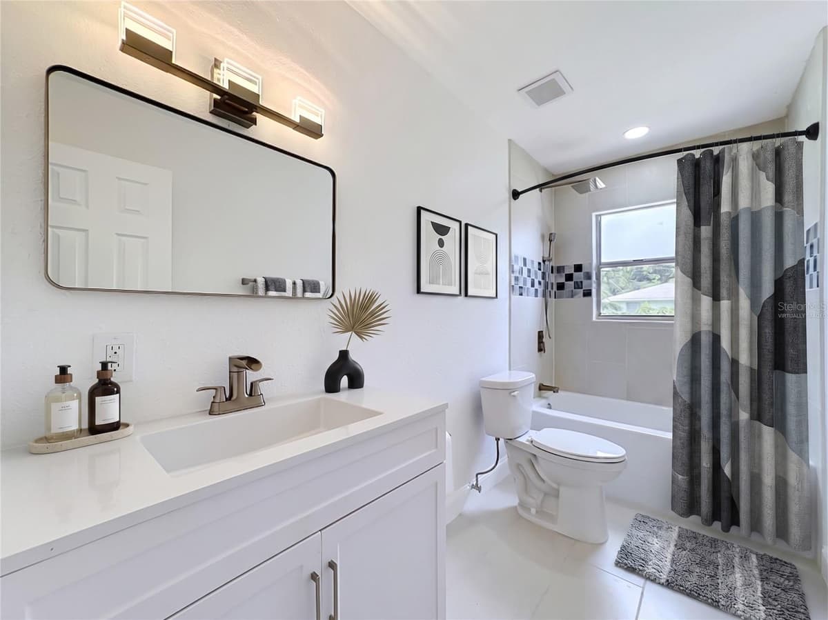 514 HILDA DRIVE — photo 38 of 46
