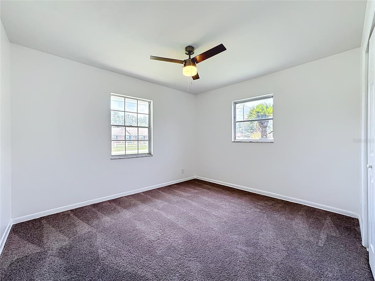 514 HILDA DRIVE — photo 35 of 46