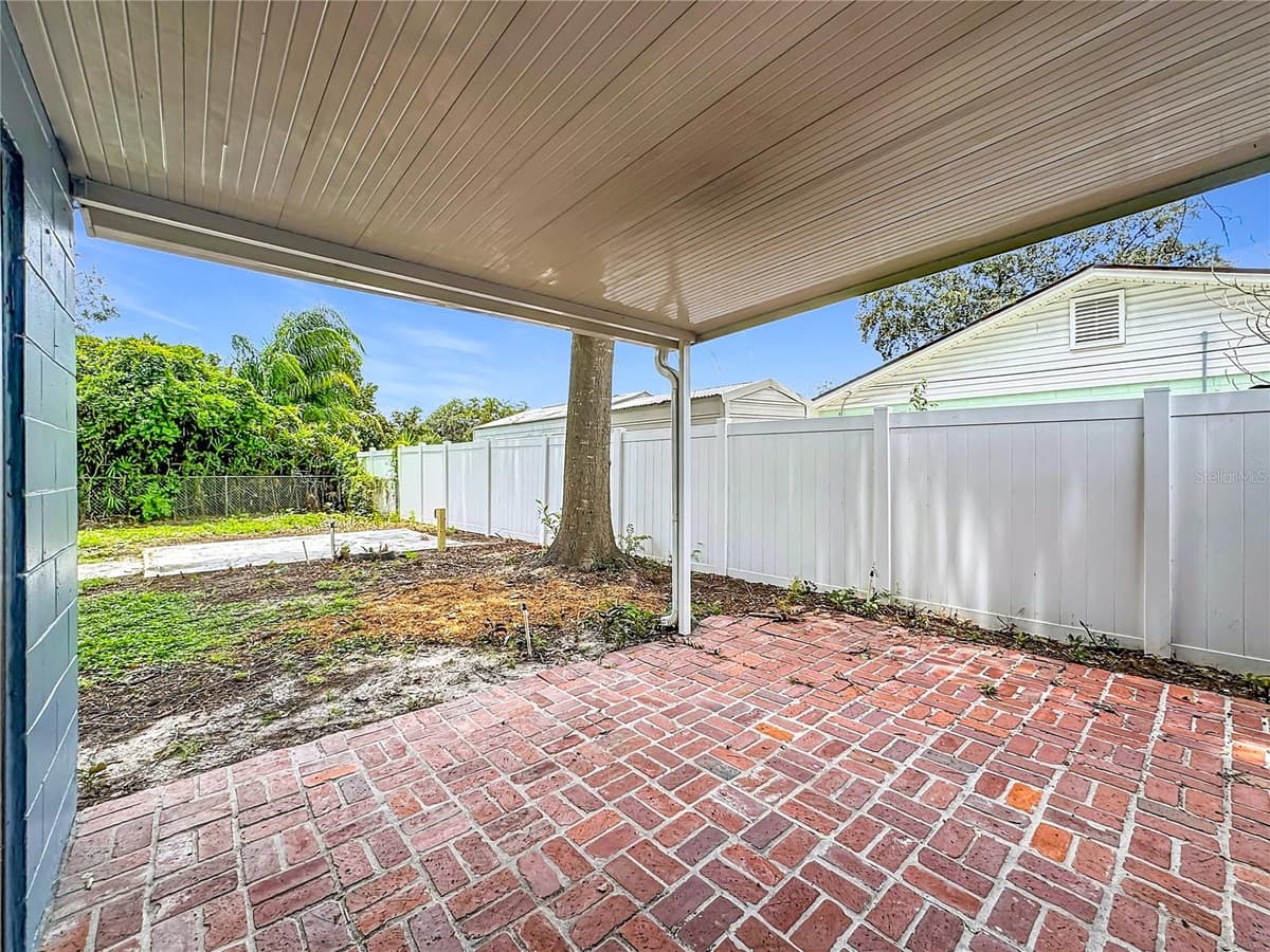 514 HILDA DRIVE — photo 44 of 46