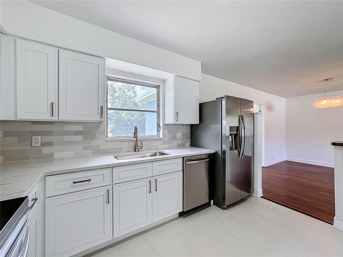 514 HILDA DRIVE — photo 25 of 46