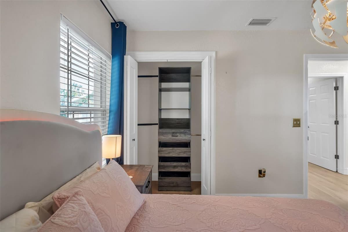 606 SHORE DRIVE — photo 35 of 66