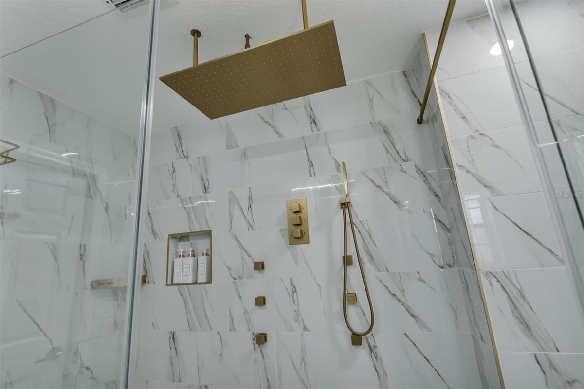 606 SHORE DRIVE — photo 30 of 66