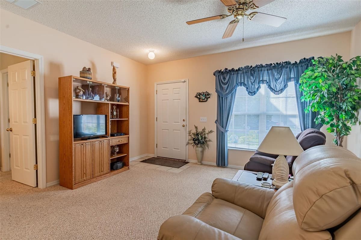7 TAMIAMI WAY — photo 6 of 17
