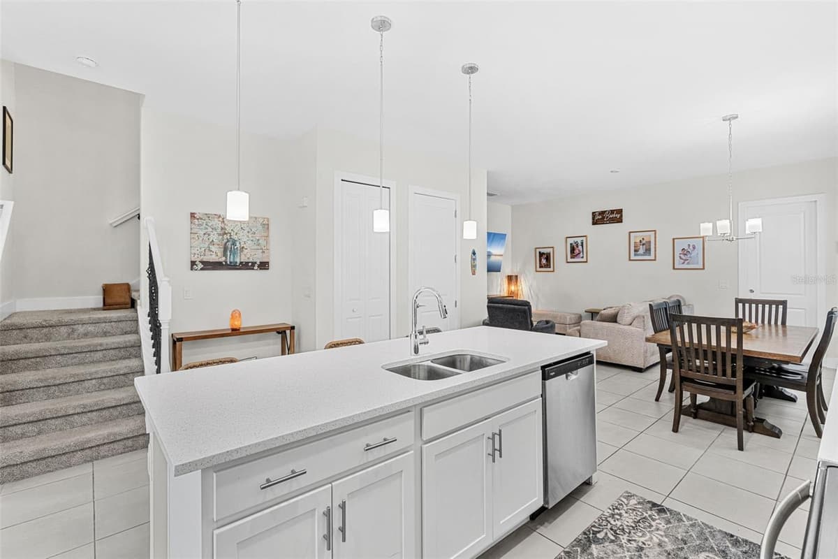 1445 BROOKDALE COURT — photo 9 of 53