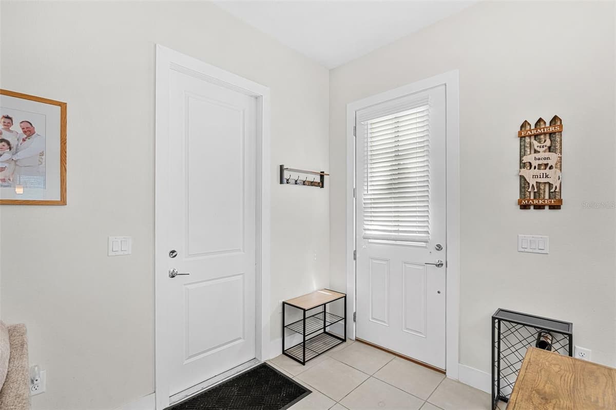 1445 BROOKDALE COURT — photo 17 of 53