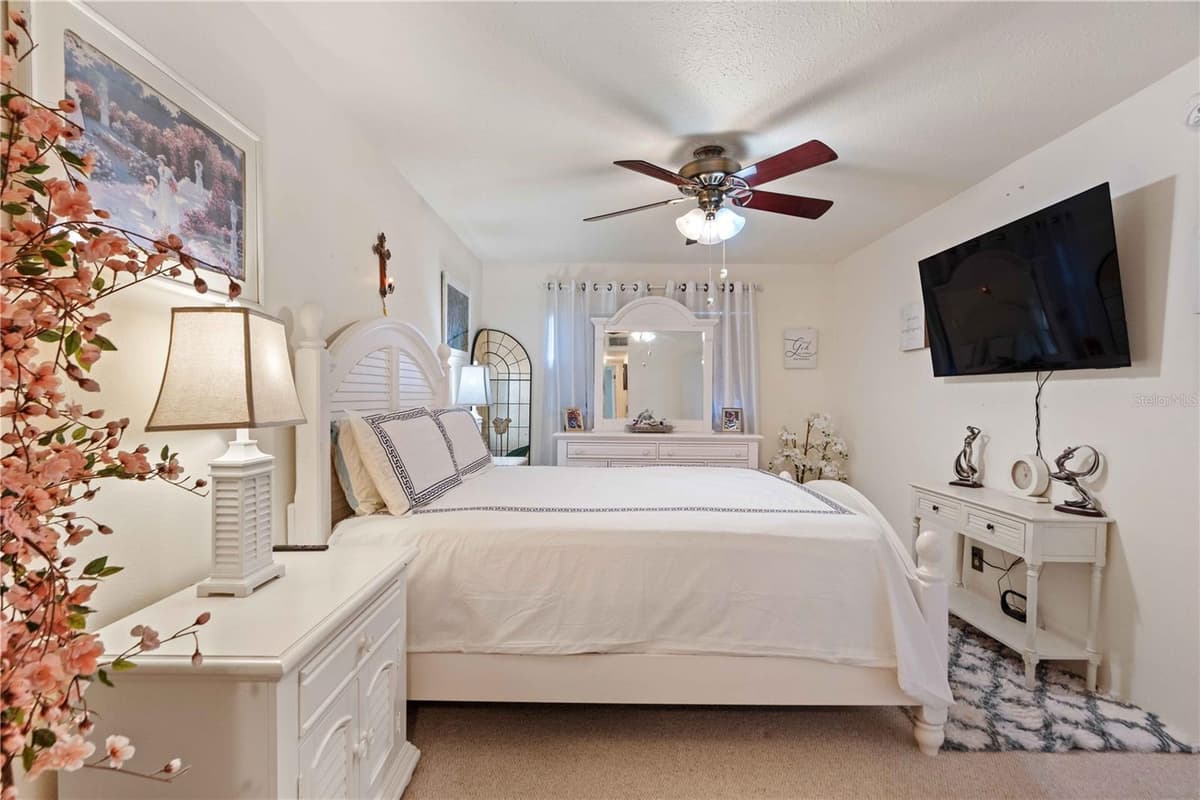 7623 RADCLIFFE CIRCLE — photo 10 of 29
