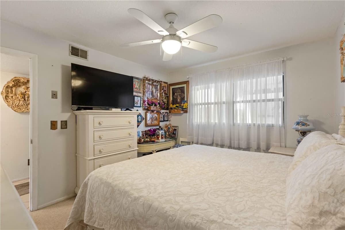 7623 RADCLIFFE CIRCLE — photo 13 of 29