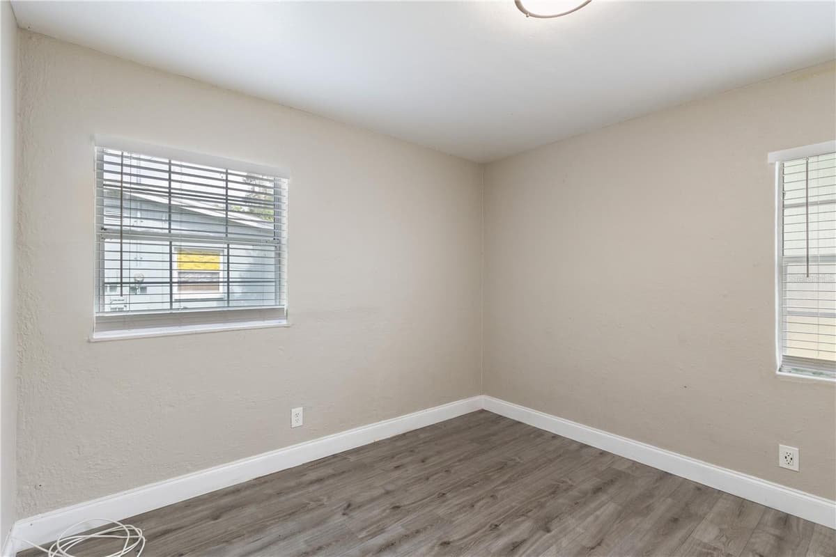 320 ALTHEA AVENUE — photo 15 of 28