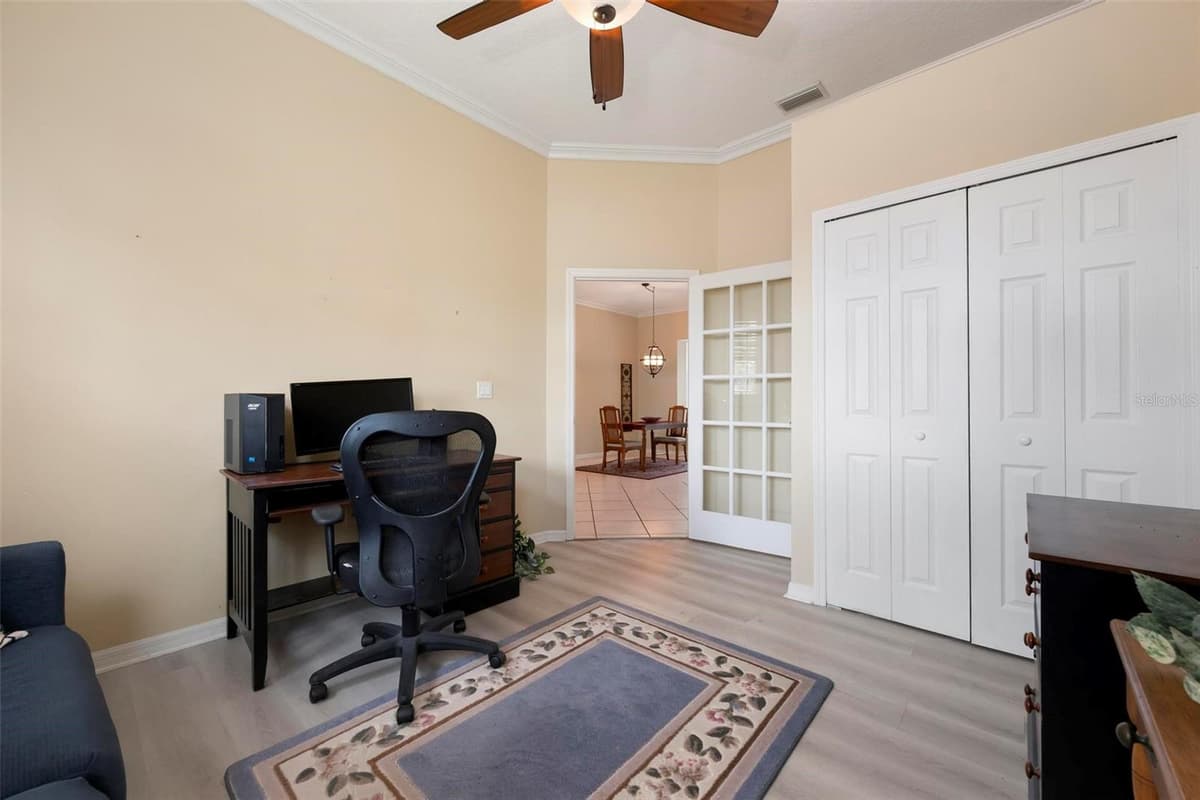 6852 SAGEBRUSH CIRCLE — photo 19 of 43