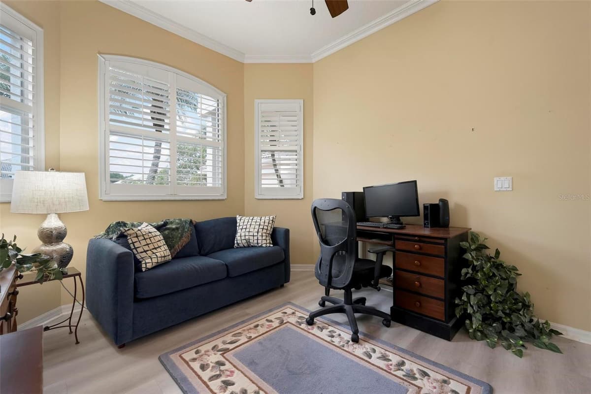 6852 SAGEBRUSH CIRCLE — photo 17 of 43