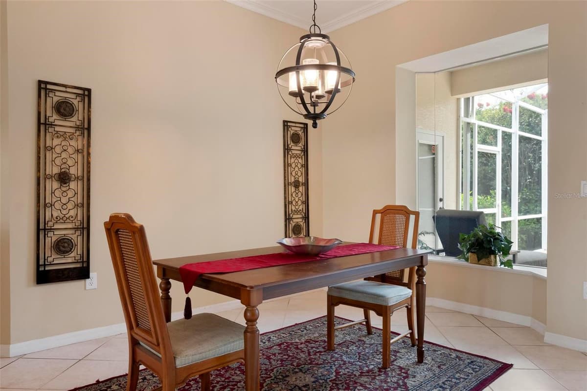 6852 SAGEBRUSH CIRCLE — photo 10 of 43