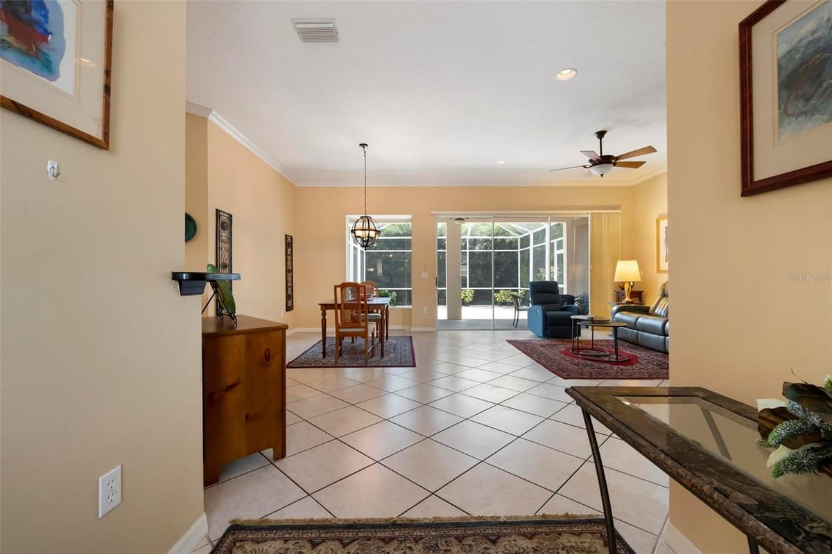 6852 SAGEBRUSH CIRCLE — photo 4 of 43