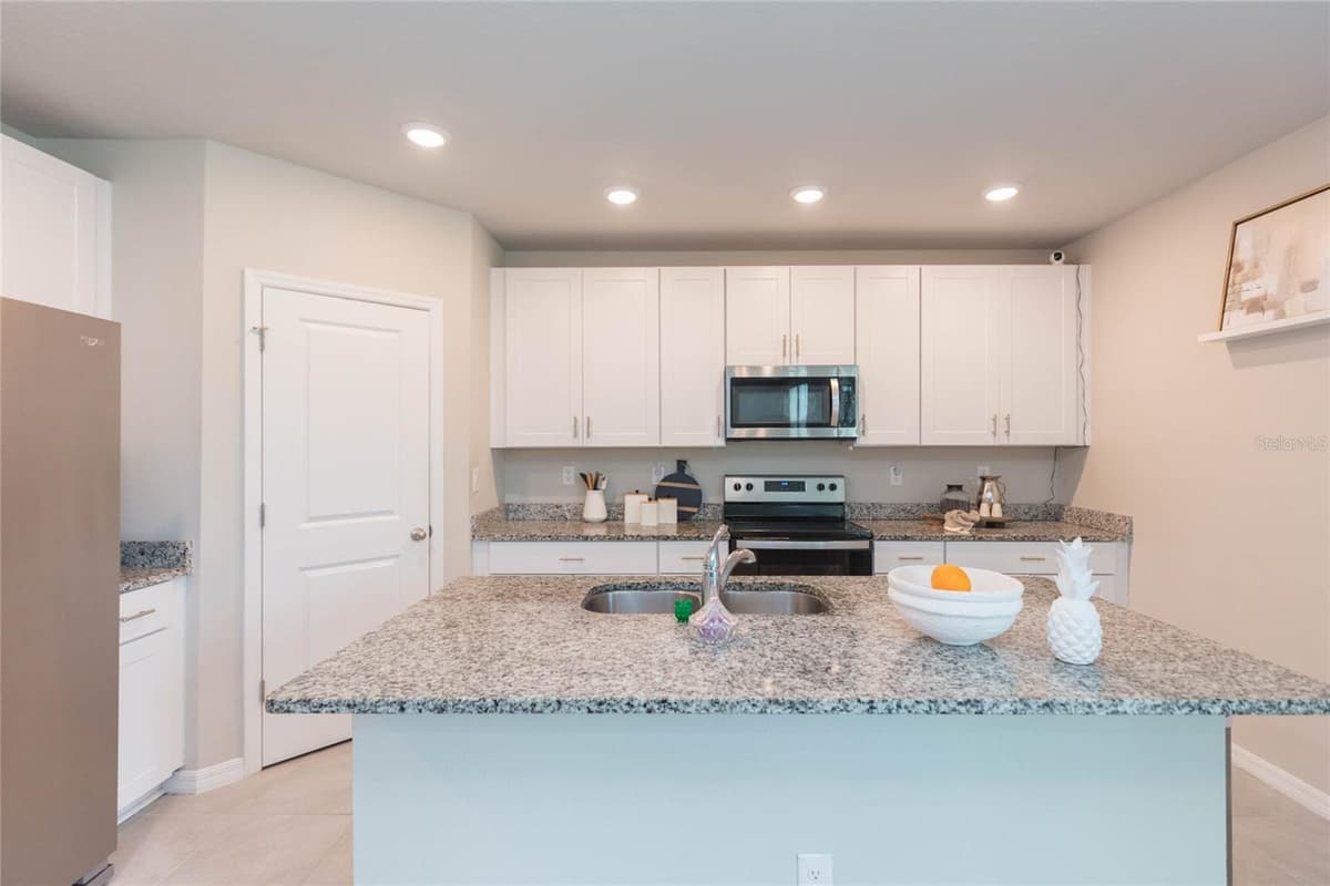 38794 OPAL WILLOW LANE — photo 11 of 54