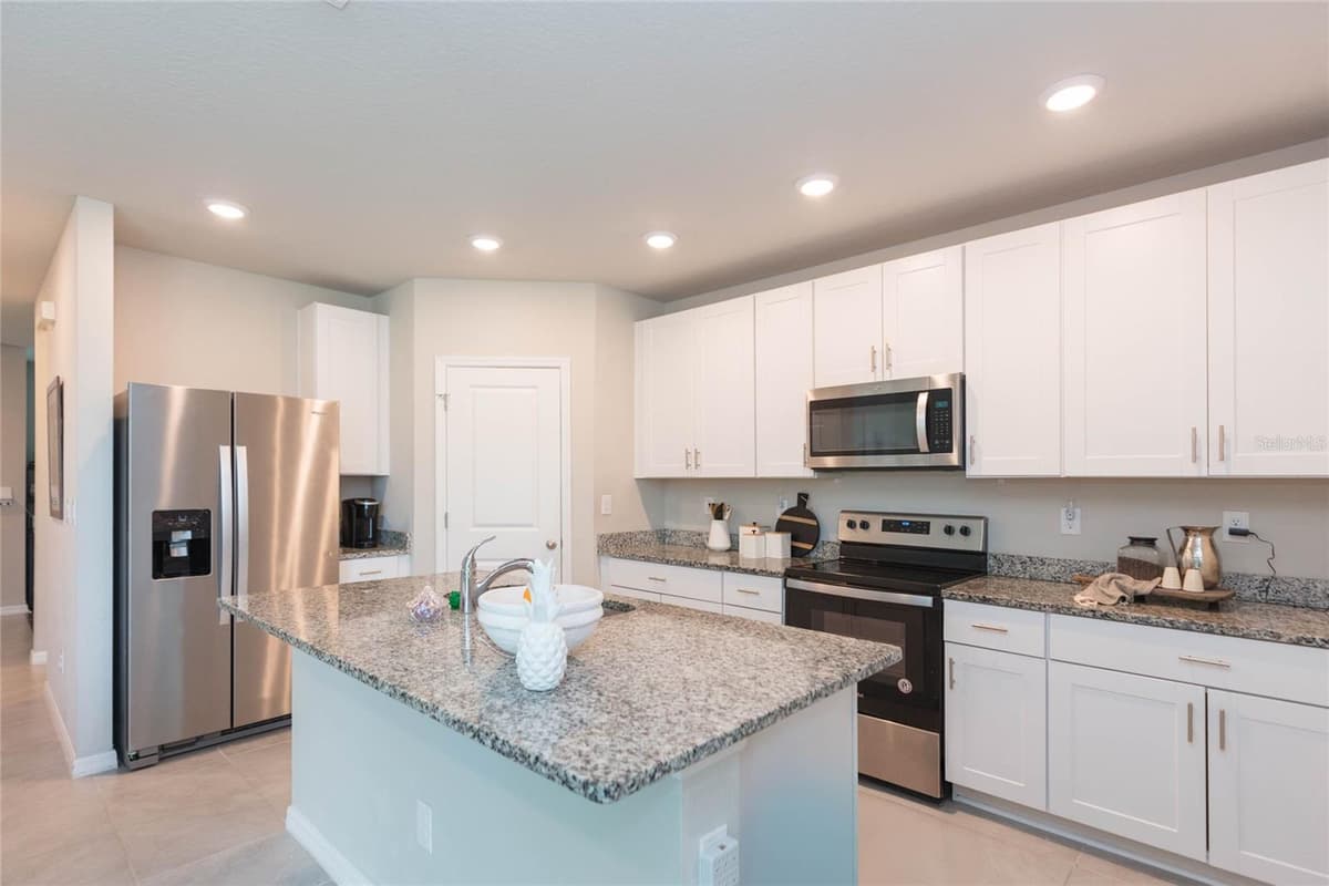 38794 OPAL WILLOW LANE — photo 10 of 54