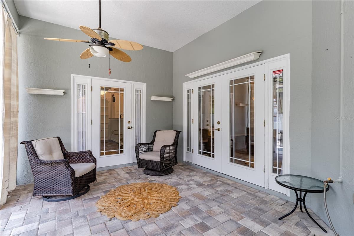 5121 AURORA DRIVE — photo 19 of 46