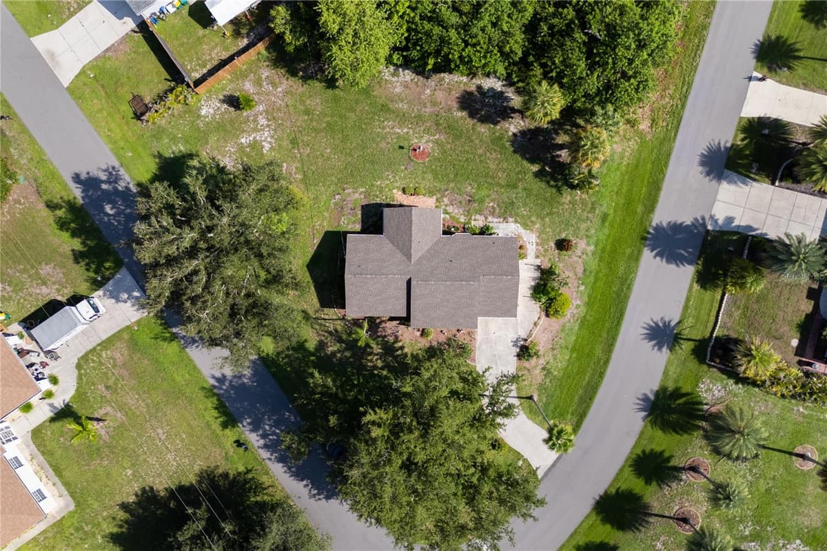 6232 ROBERTA DRIVE — photo 3 of 16
