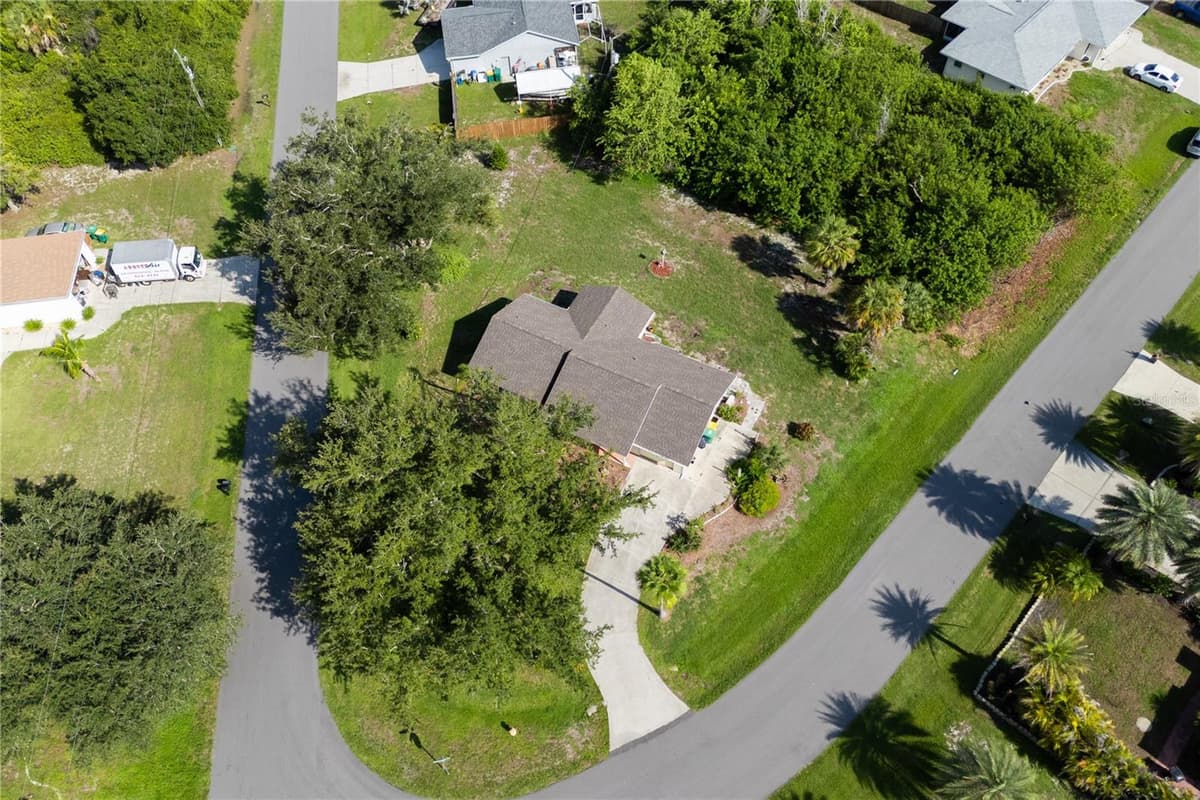 6232 ROBERTA DRIVE — photo 4 of 16
