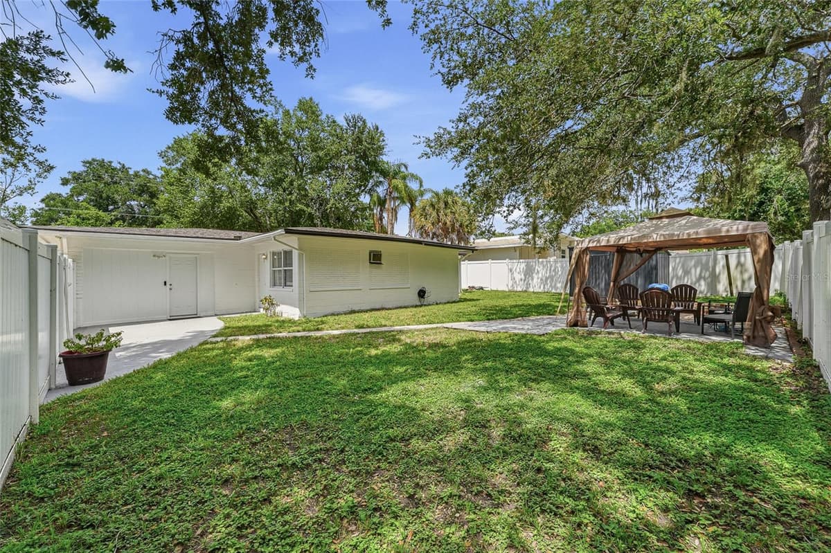 4015 RIVER HILLS DRIVE — photo 46 of 73