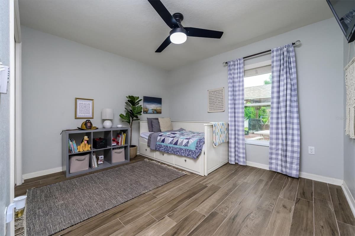 708 TOWER GROVE DRIVE — photo 21 of 34