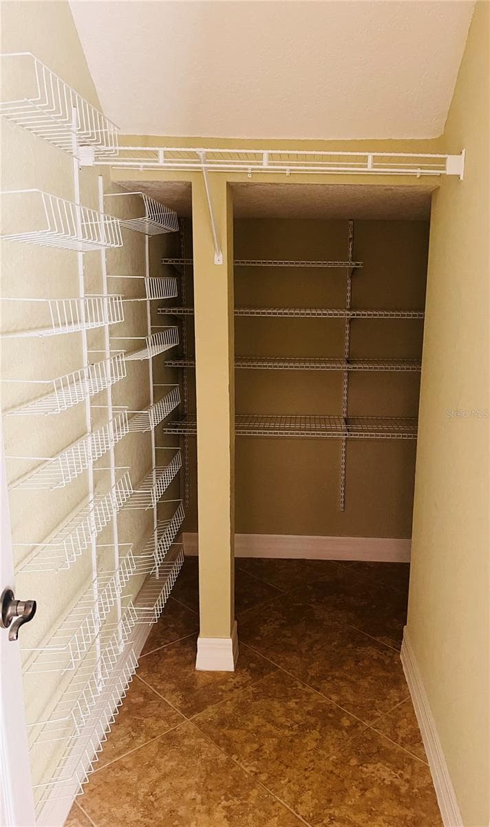 1221 DUMAINE AVENUE — photo 18 of 24