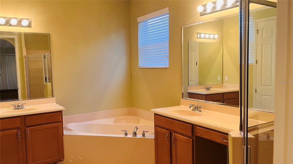 1221 DUMAINE AVENUE — photo 7 of 24