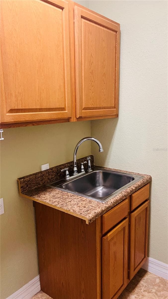 1221 DUMAINE AVENUE — photo 16 of 24
