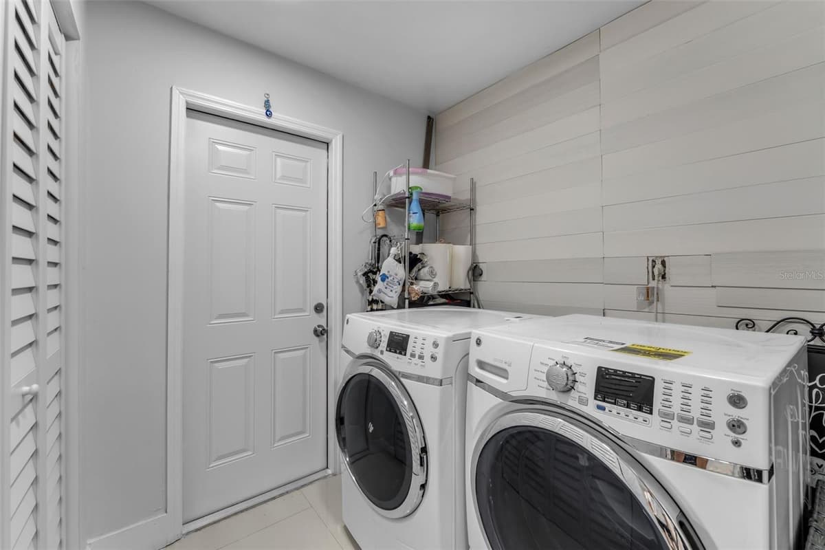14932 SW 89TH ST — photo 26 of 49