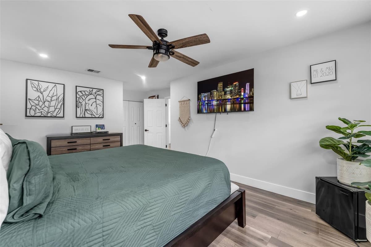 14932 SW 89TH ST — photo 18 of 49