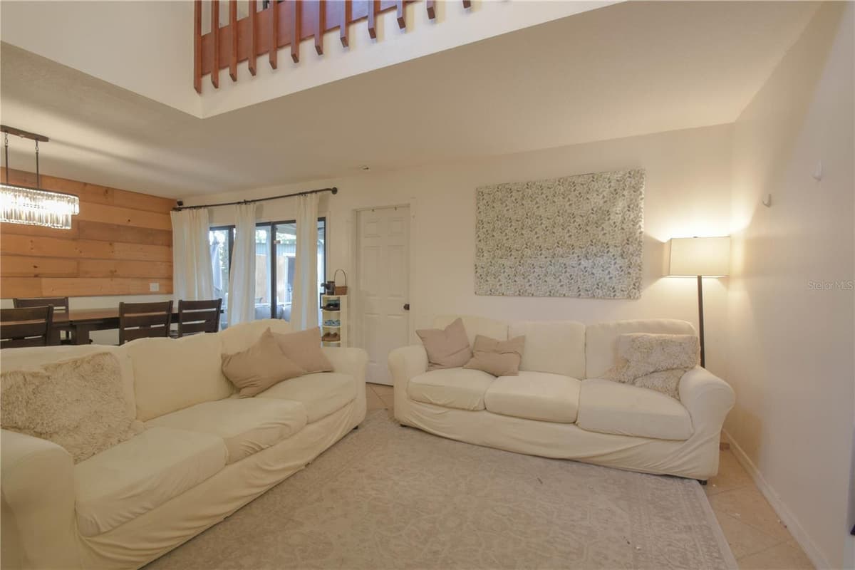 321 KIRKCALDY DRIVE — photo 13 of 49