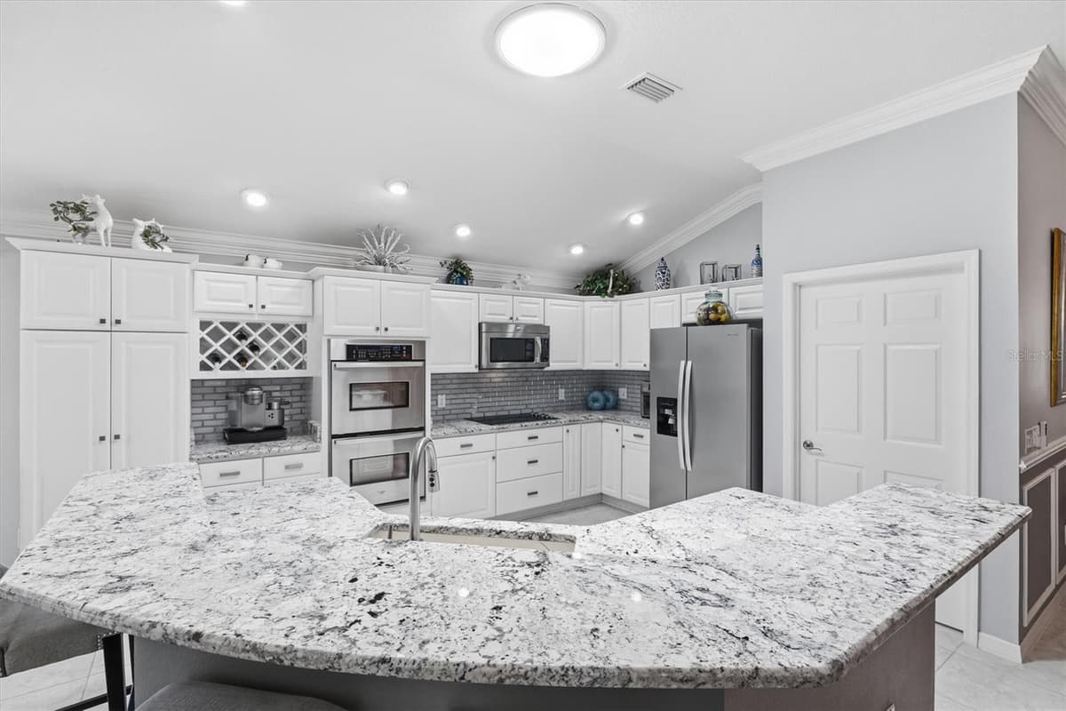 2938 ADRIENNE WAY — photo 16 of 53