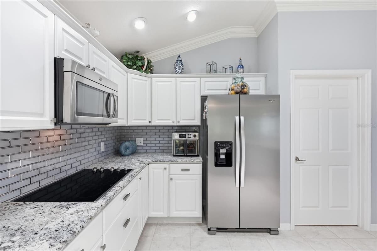 2938 ADRIENNE WAY — photo 19 of 53
