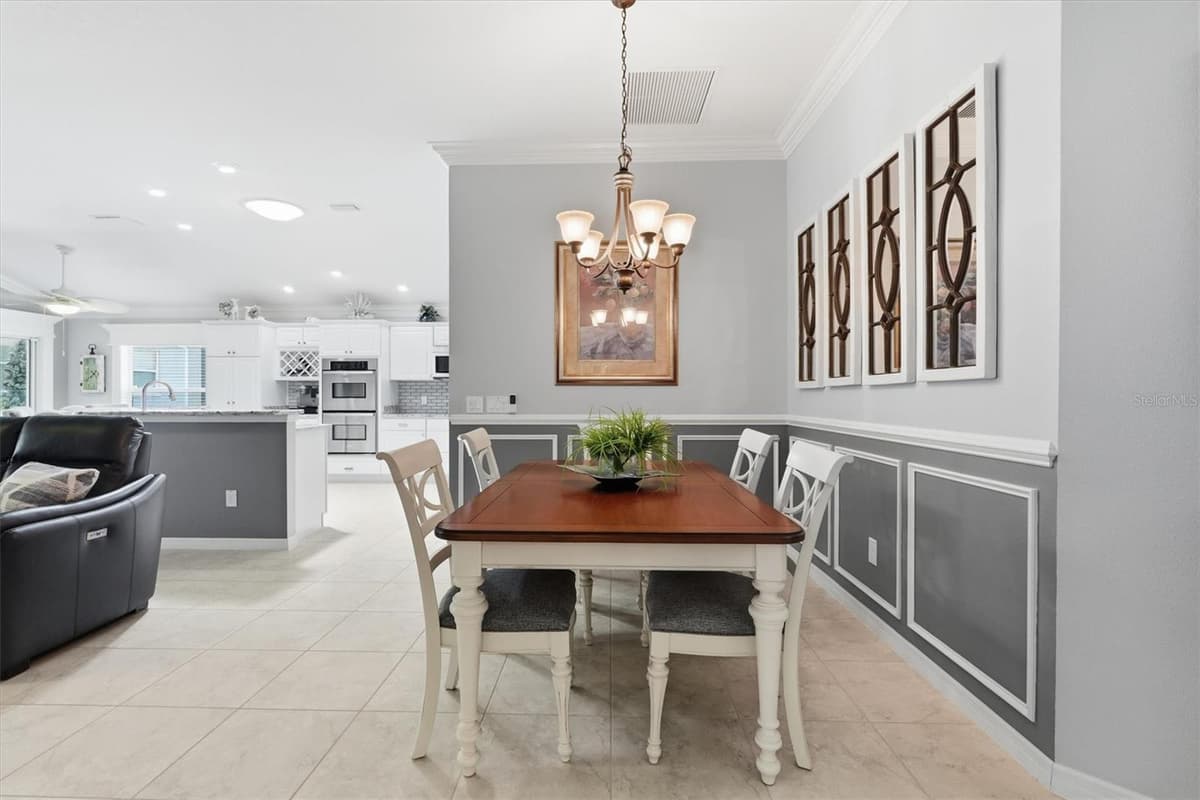 2938 ADRIENNE WAY — photo 8 of 53
