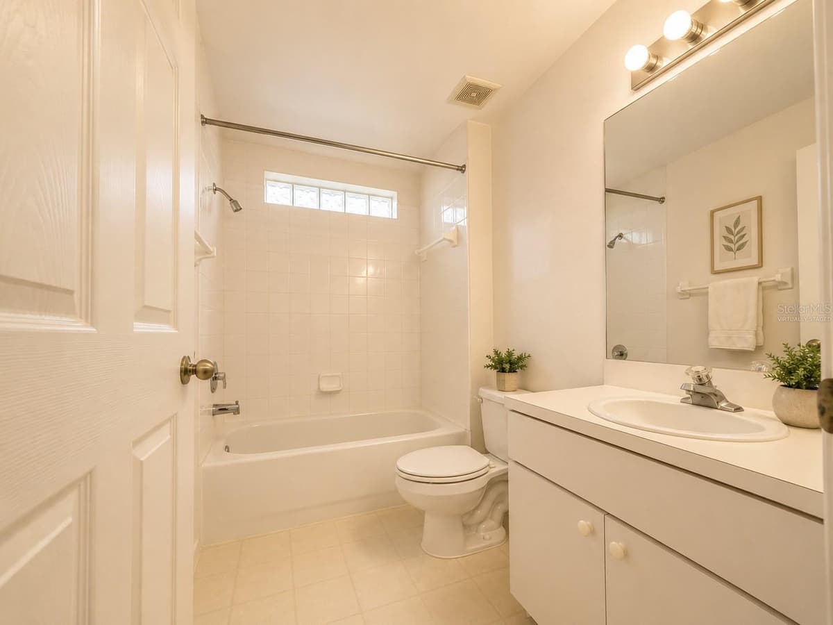 6608 NORTHHAVEN COURT — photo 20 of 29