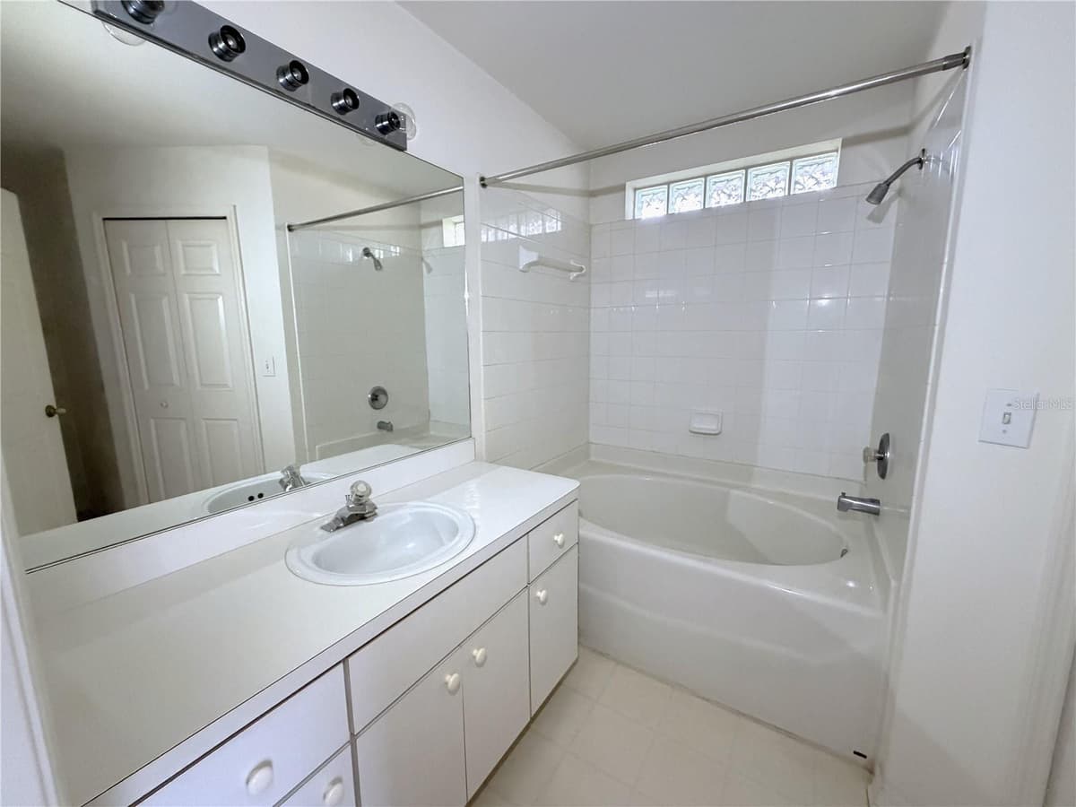 6608 NORTHHAVEN COURT — photo 16 of 29