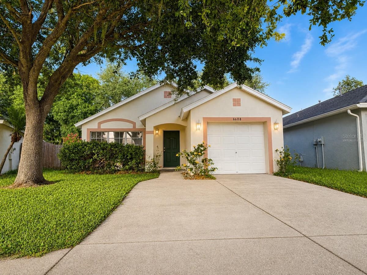 6608 NORTHHAVEN COURT — photo 1 of 29
