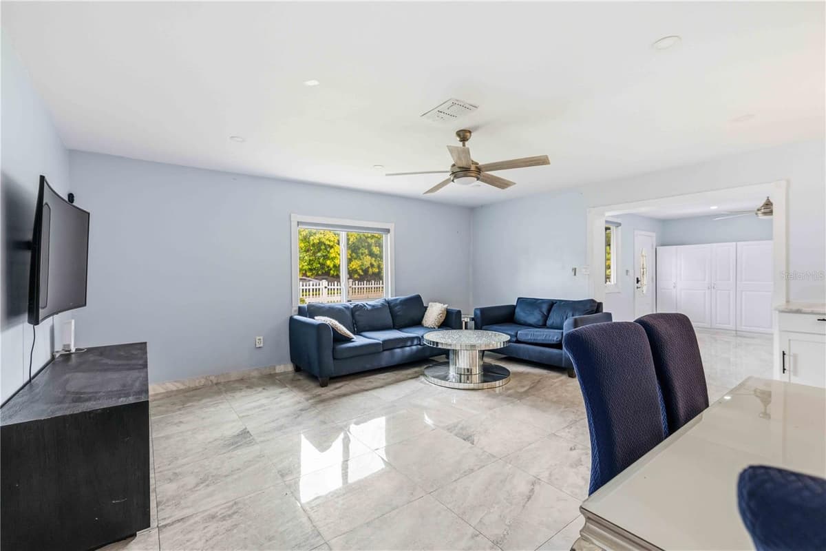 3706 OLD BRADENTON ROAD — photo 11 of 38