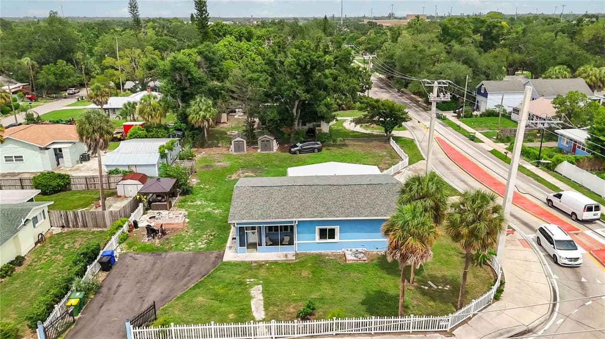 3706 OLD BRADENTON ROAD — photo 35 of 38